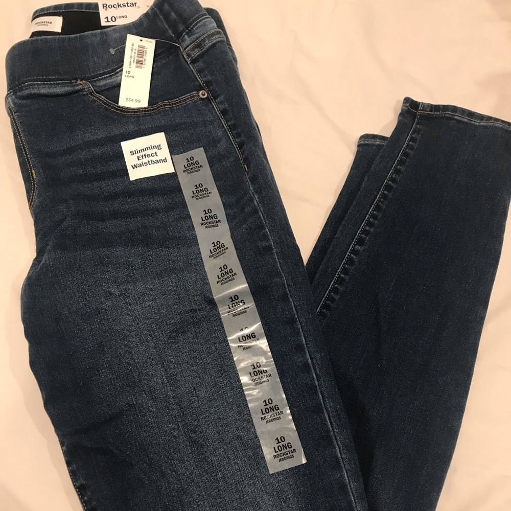 OLD NAVY | Brand NEW Dark Blue Skinny Jeans